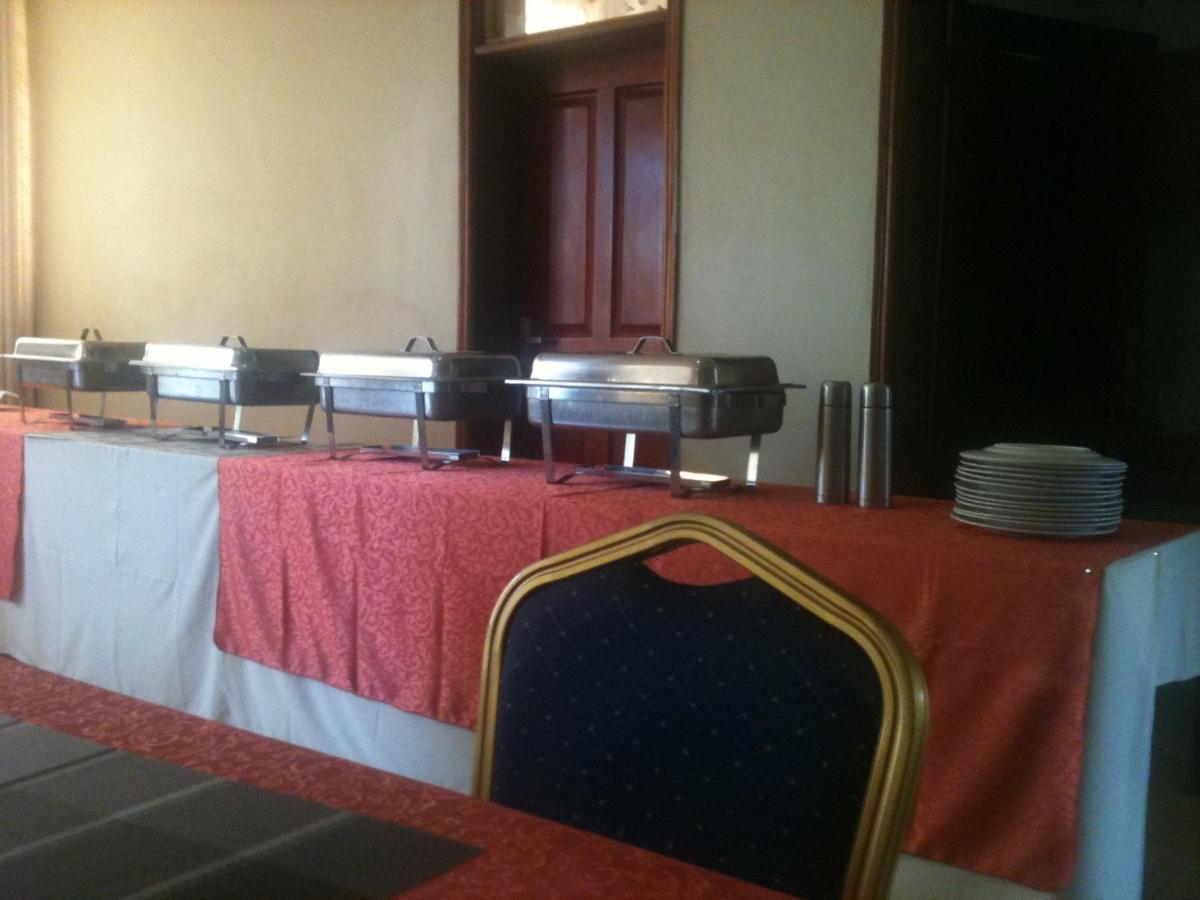 Westcliff Hotel Lira Exterior foto